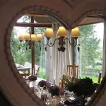 With Valley Views, Chalet *